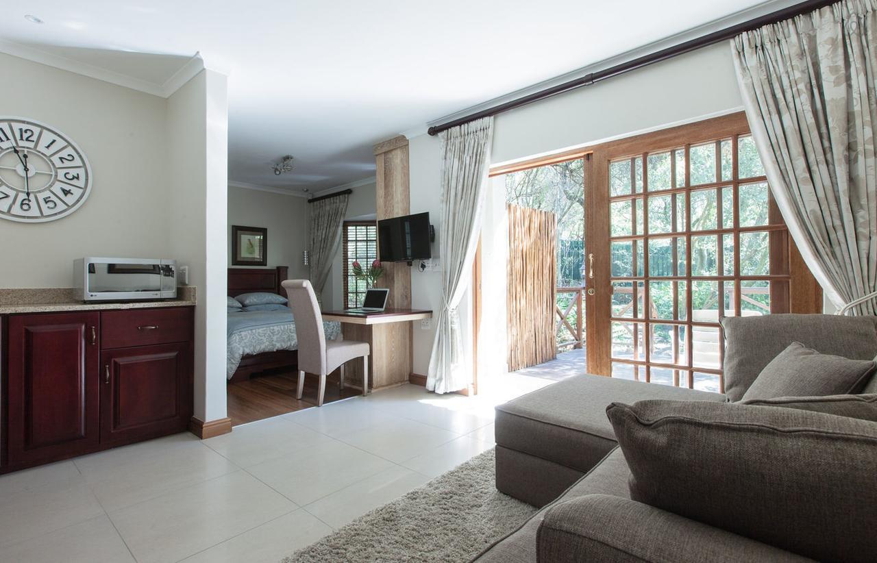 Lydall Wild Tranquil Garden Suites Йоганнесбурґ Екстер'єр фото